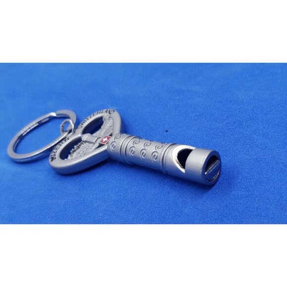 Luzern Switzerland Souvenir Keychain Whistle Swiss Flag Metal Pilatus Bridge - Picture 3 of 8
